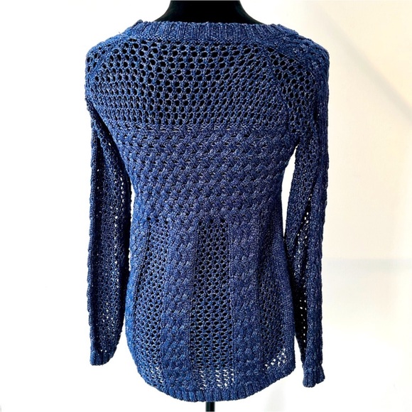 Guess Sweater size XS - Picture 2 of 2